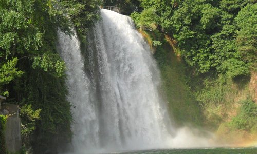 particolare della cascata