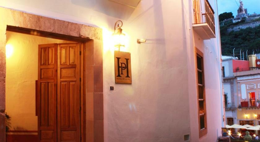 Entrada al hotel