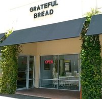 Really a nice quiet place to get super bread and have coffee