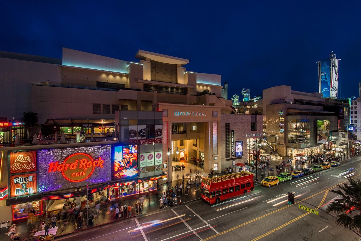 Forever 21 Opens New Hollywood & Highland Store