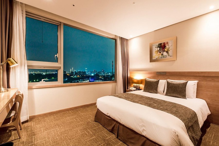 golden seoul hotel prices