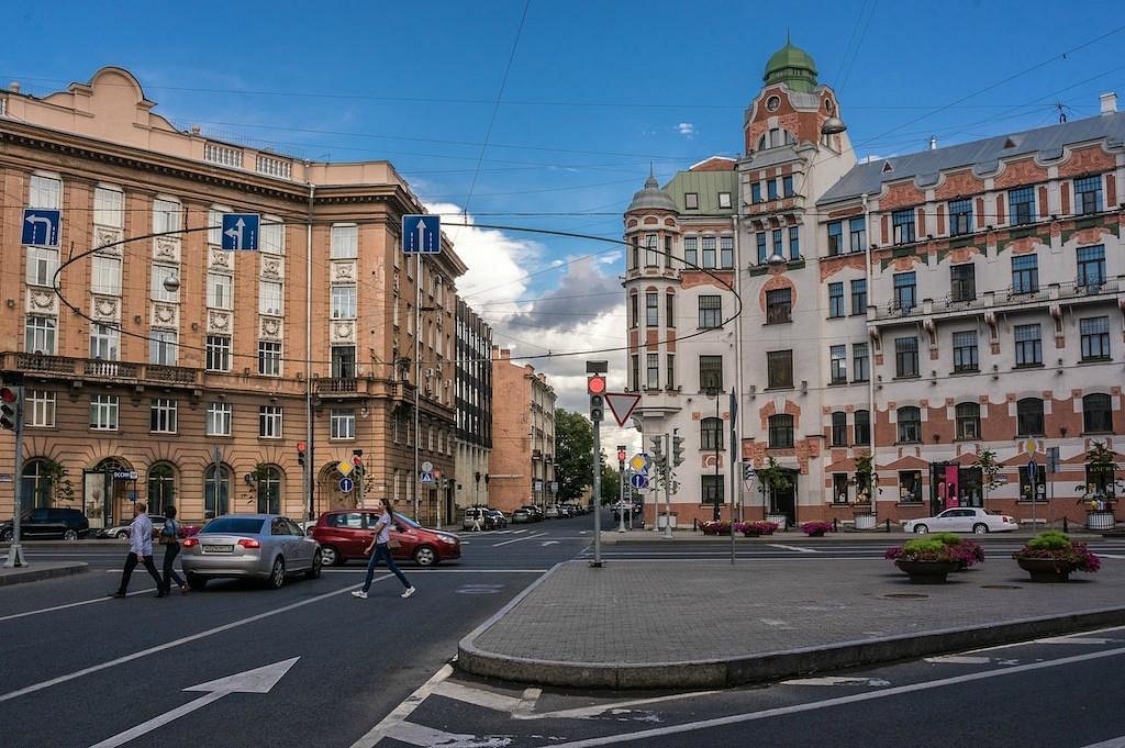 Каменноостровский проспект. Австрийская площадь в Санкт-Петербурге. Каменноостровский проспект Санкт-Петербург. Петербург Каменноостровский проспект. Петроградская сторона Австрийская площадь.