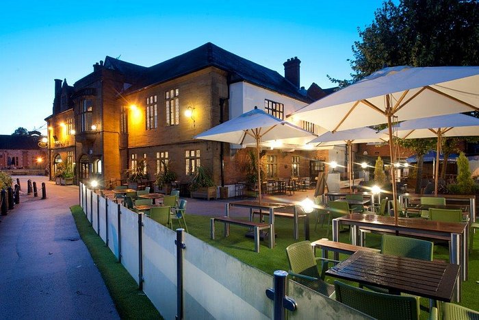 KING'S HEAD INN: UPDATED 2024 Hotel Reviews, Price Comparison and 465 ...