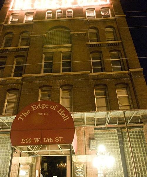 the edge of hell haunted house kansas city