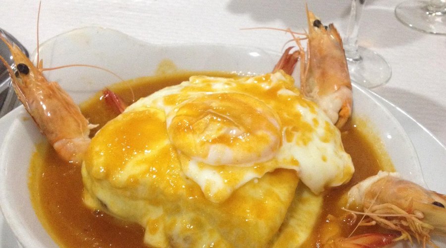 Francesinha especial camarão
