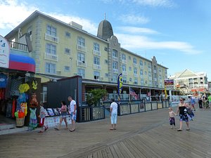 PLIM PLAZA HOTEL - Prices & Reviews (Ocean City, MD)