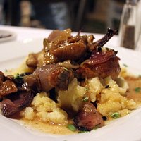 Chicken with figs