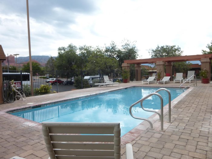 Aiden By Best Western Sedona Pool Pictures And Reviews Tripadvisor 8298