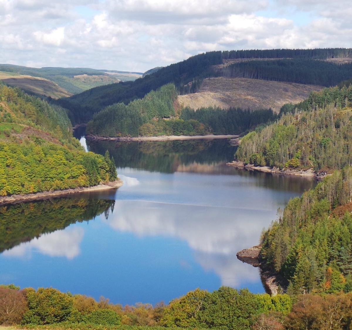 Llyn Brianne Dam and Reservoir (Nantgaredig) - Lohnt es sich? Aktuell ...