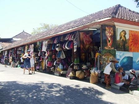 Be On The Road  Live your Travel Dream!: Sukowati Market: Bali's