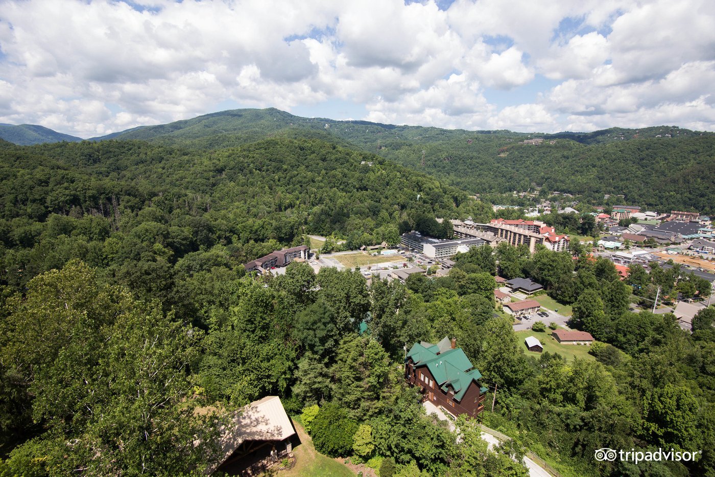 THE PARK VISTA - A DOUBLETREE BY HILTON HOTEL - GATLINBURG - Updated ...