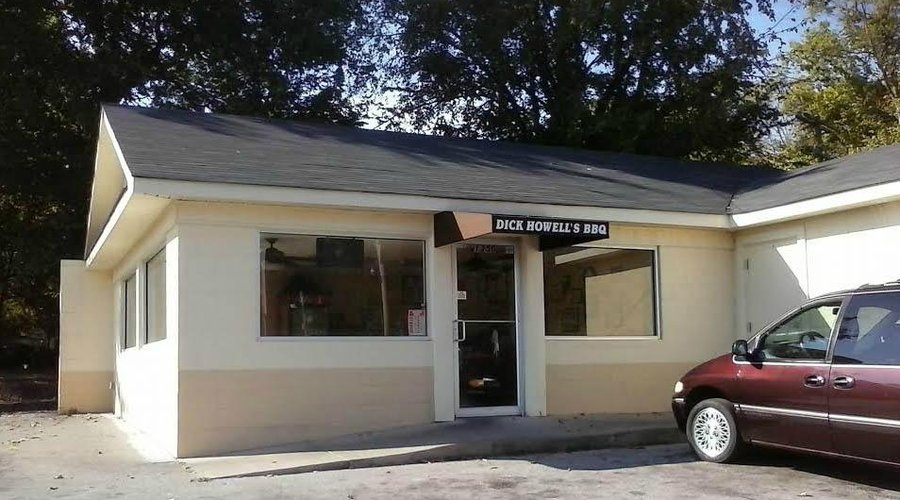 Dick Howell Barbeque Pit