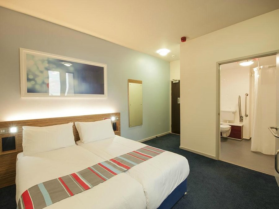 Travelodge London Covent Garden Rooms Pictures Reviews Tripadvisor