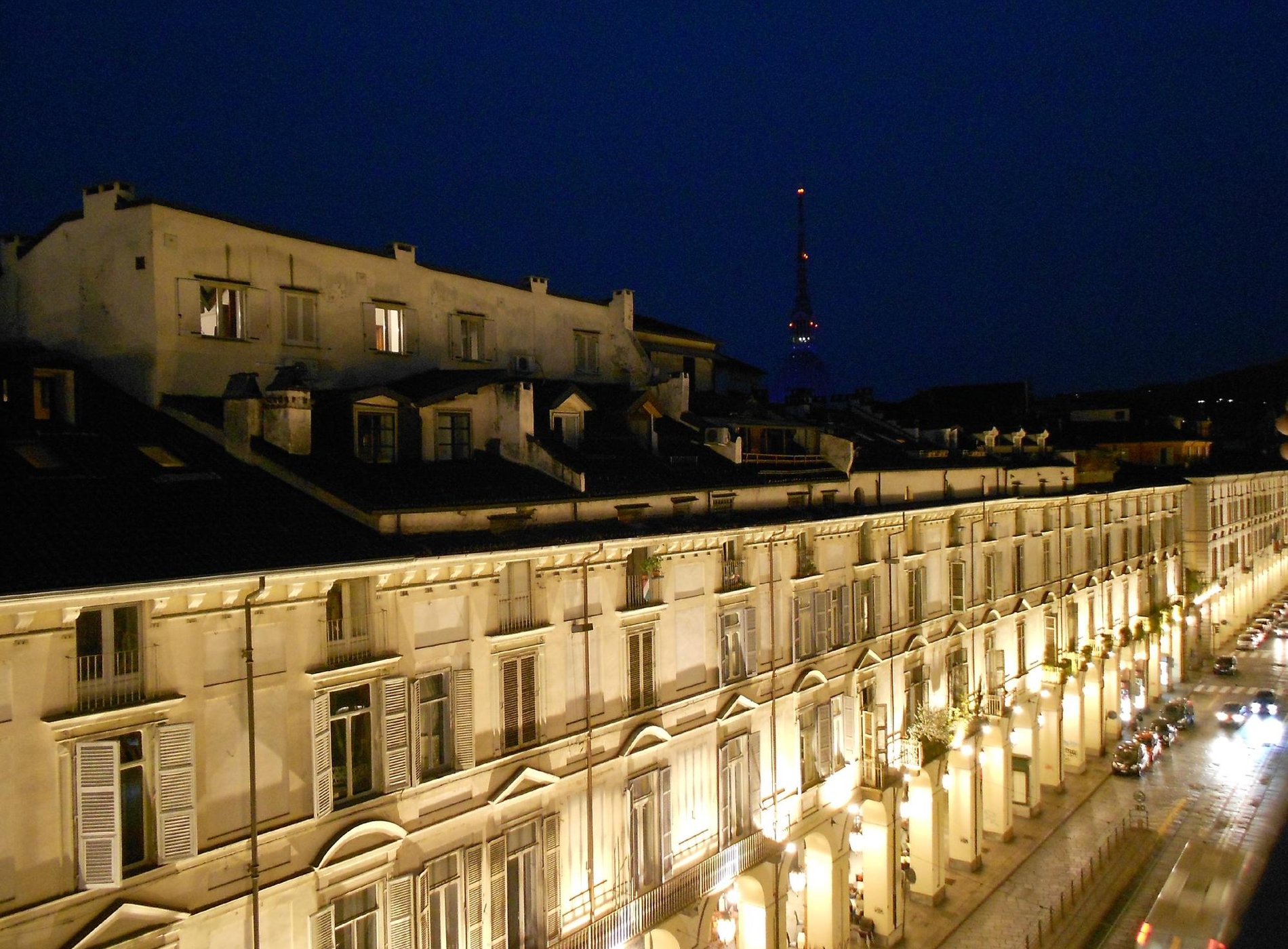 B & B Breakfast in Piazza Castello image