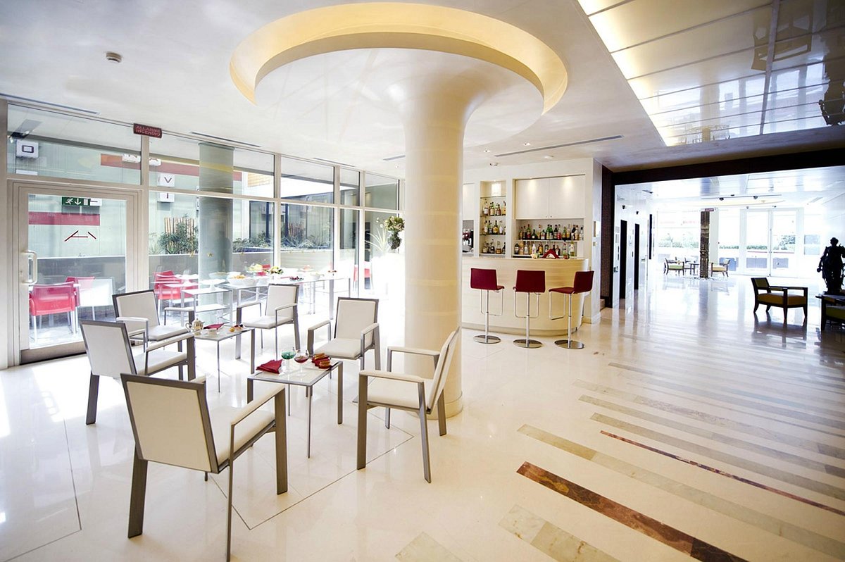 Colazione: Fette biscottate - Picture of Miu Hotel, Milan - Tripadvisor