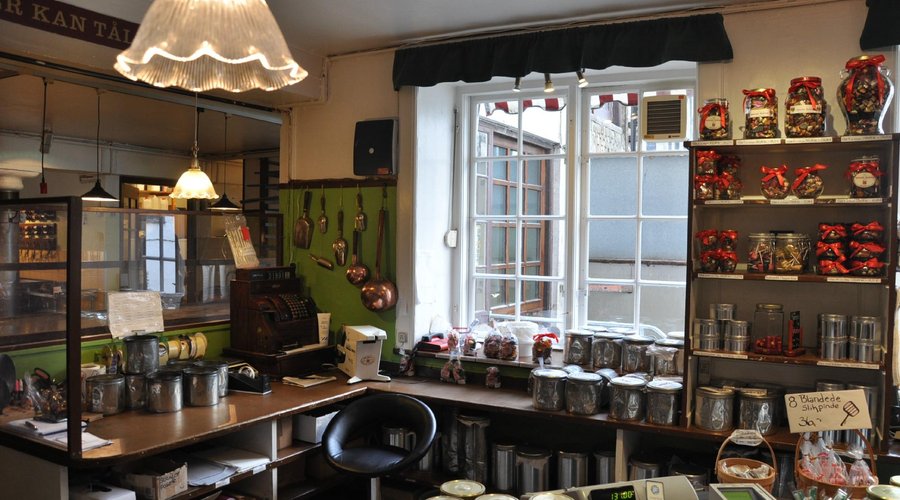 Candy's shop interior