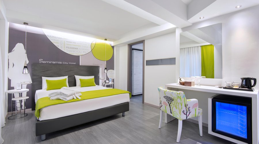 ROOM2
