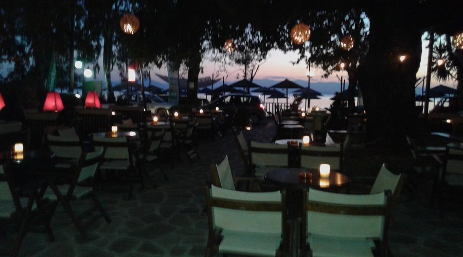 naftilos cofee house