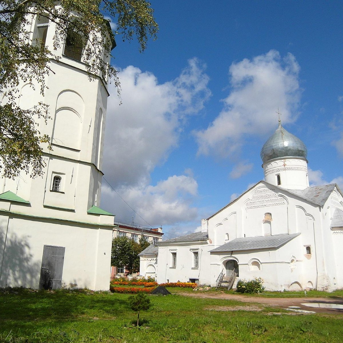 Храм дмитрия солунского ярославль. Церковь Дмитрия Солунского Новгород. Церковь Дмитрия Солунского Ярославль. Церковь Дмитрия Солунского Городня.