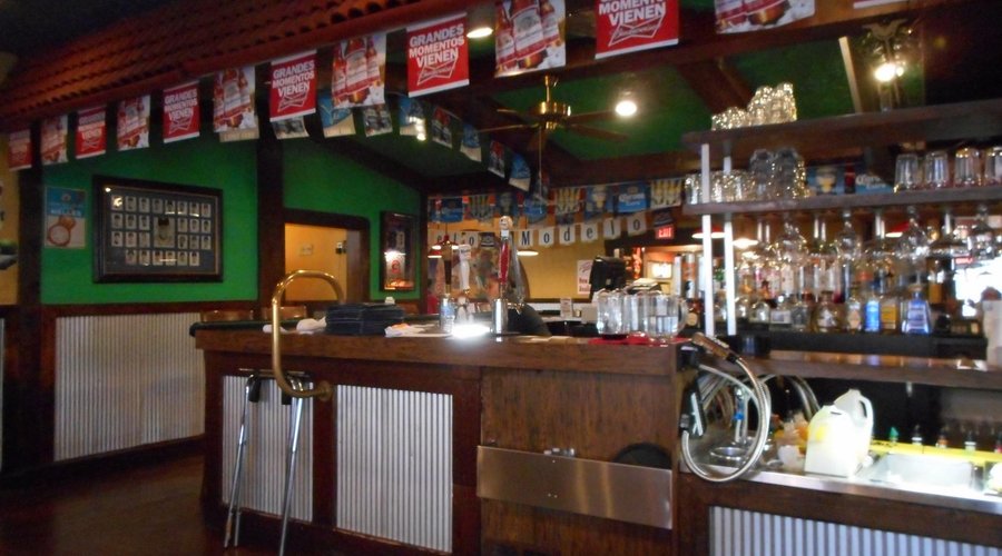 Armando's