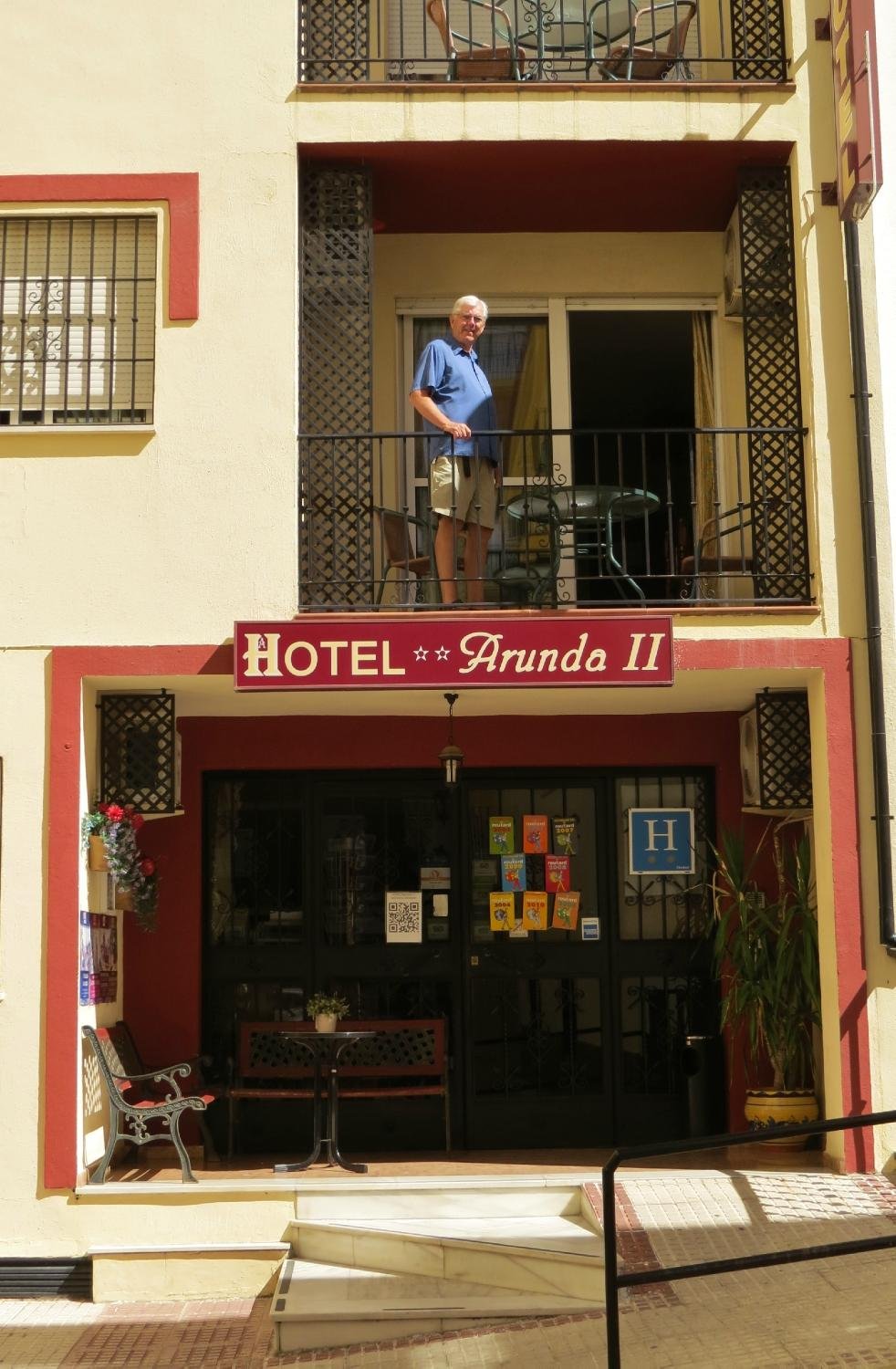 Hotel Arunda 2 Private Balconies: Pictures & Reviews - Tripadvisor