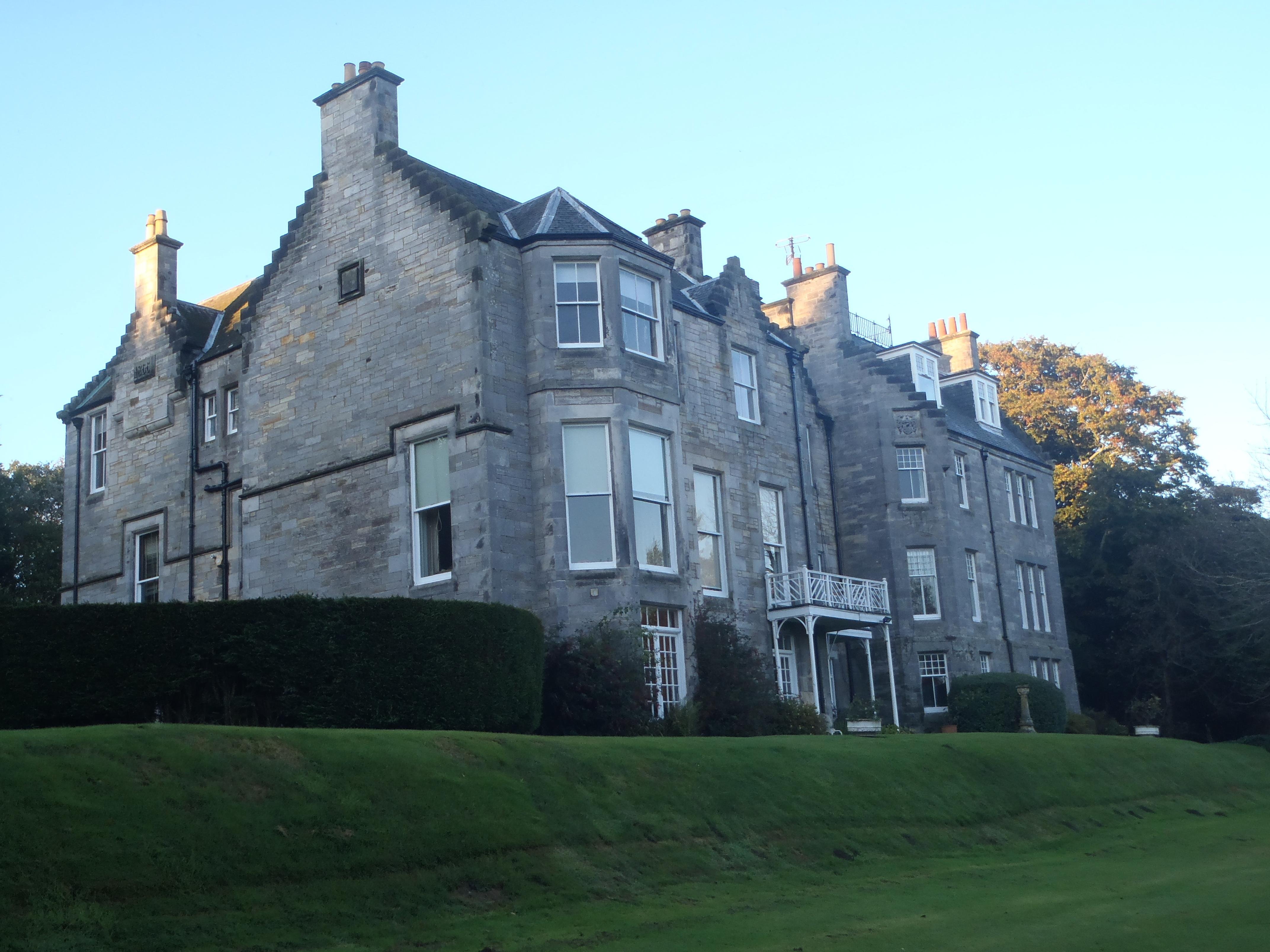 STRAVITHIE CASTLE - Updated 2024 Hotel Reviews (St. Andrews, Scotland)