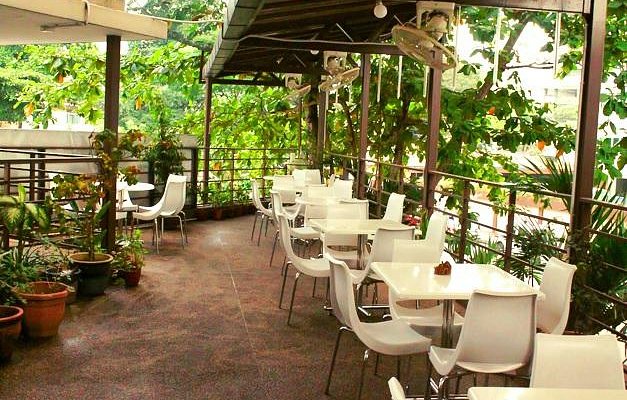 Taj Garden: Discover the Serene Beauty of India's Hidden Gem Taj Garden: Discover the Serene Beauty of India's Hidden Gem