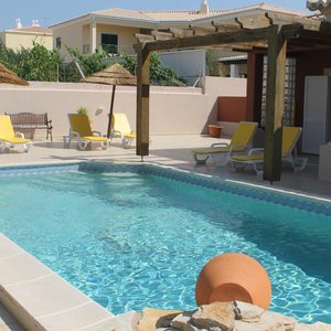 Piscina com jardim