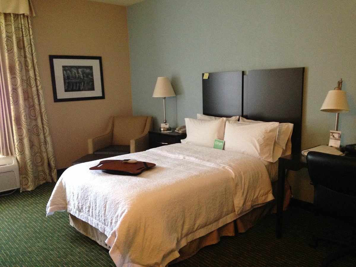 Hampton Inn Sanford Rooms: Pictures & Reviews - Tripadvisor