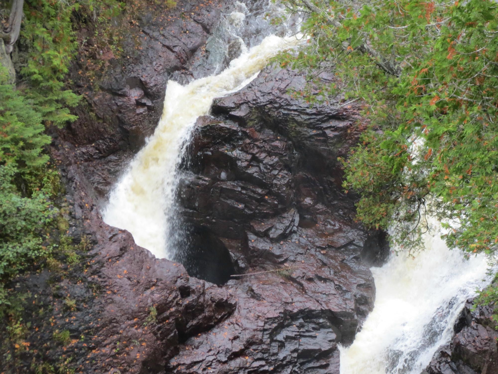 devil's kettle falls wikipedia