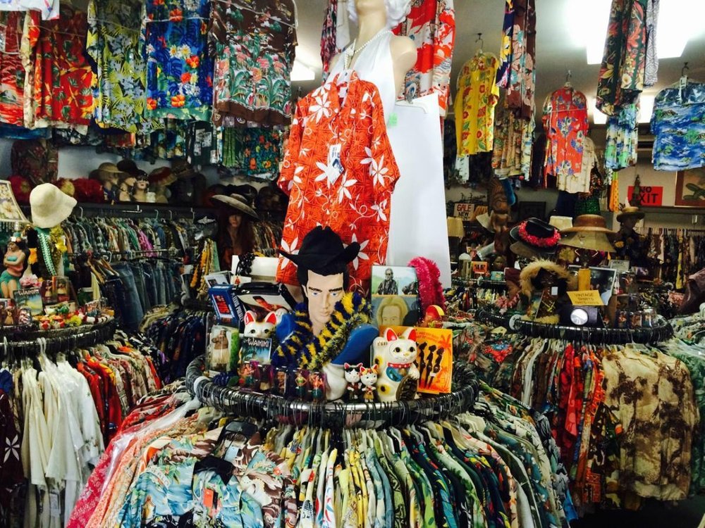 baileys antiques & aloha shirts