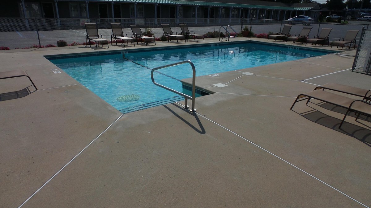 Sea Girt Lodge Pool Pictures & Reviews - Tripadvisor