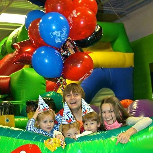 What Is The Best Bounce House In Virginia Beach Program? thumbnail