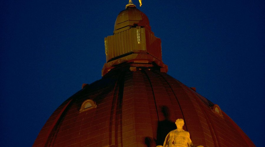Golden Boy on Manitoba Legislative Building at night