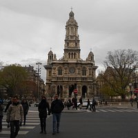 Храм на перекрестке четырех дорог.
