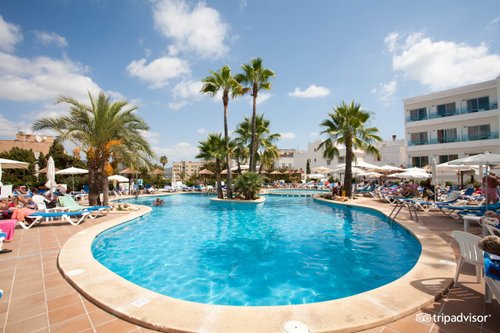 HOTEL CALA BONA - Updated 2024 Reviews, Photos & Prices