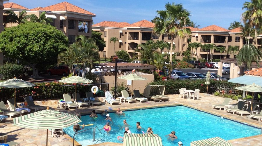 pool next to our condo (view from our lanai)