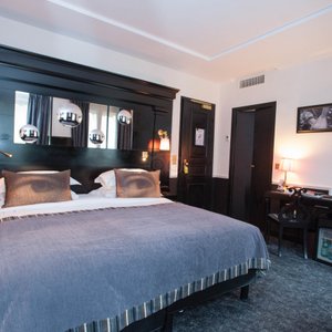 The Deluxe Room with Bathtub at the Hotel Observatoire Luxembourg