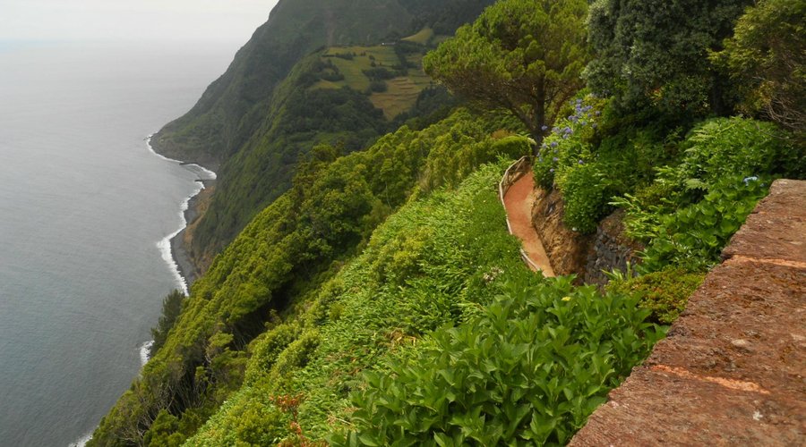 Tratto di costa fra Nordeste e Povoacao.
