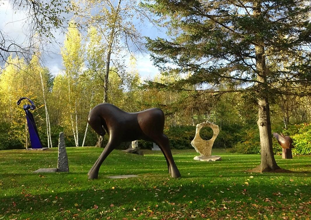 Concrete sculpture - Picture of Laithwaite Apple Park Statues, Goderich -  Tripadvisor