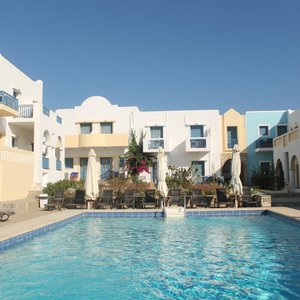 Kouros Village in Antiparos, image may contain: Waterfront, Sea, Outdoors, Land