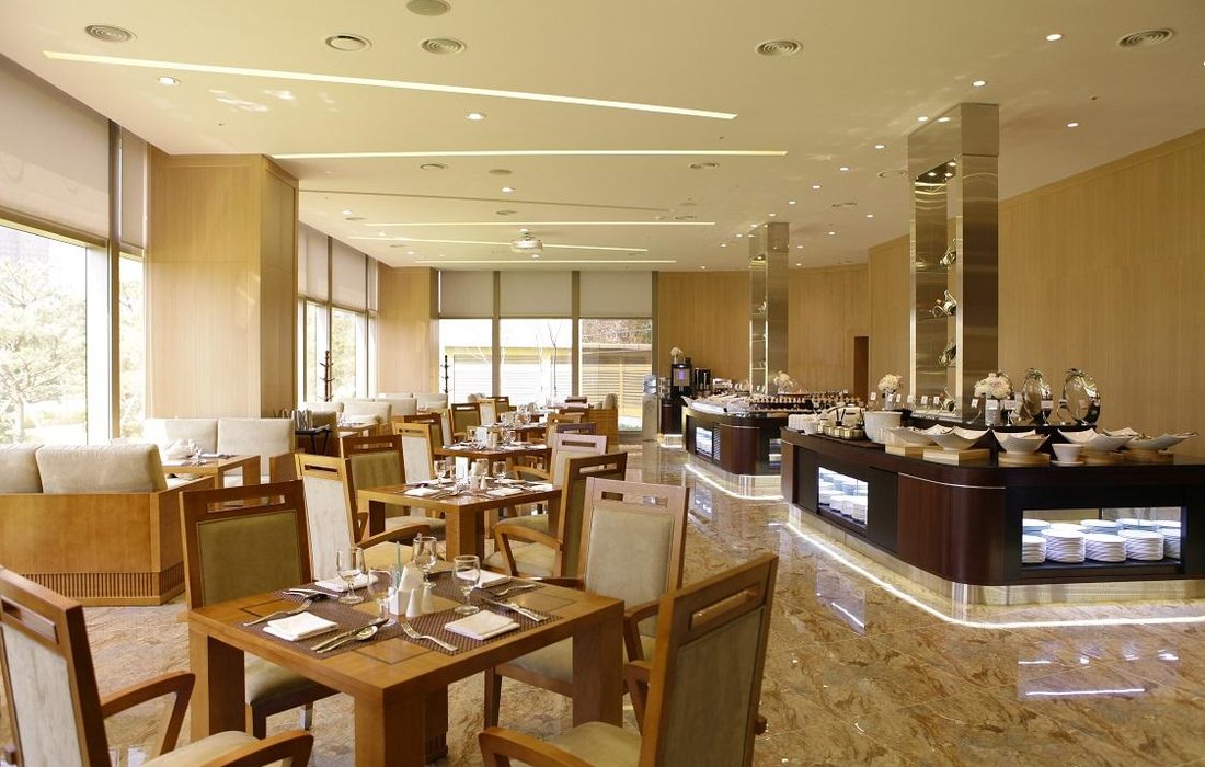 Central Park Hotel by null