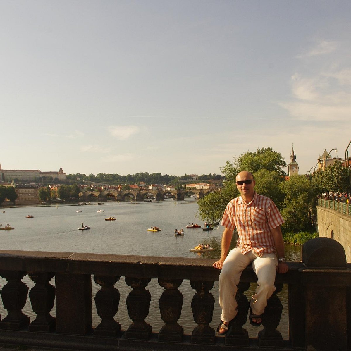 Travel Book Prague - Men - Travel