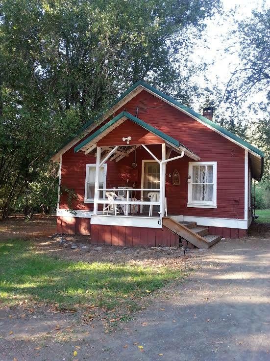 LUCAS PIONEER LODGE - Campground Reviews (Agness, OR)