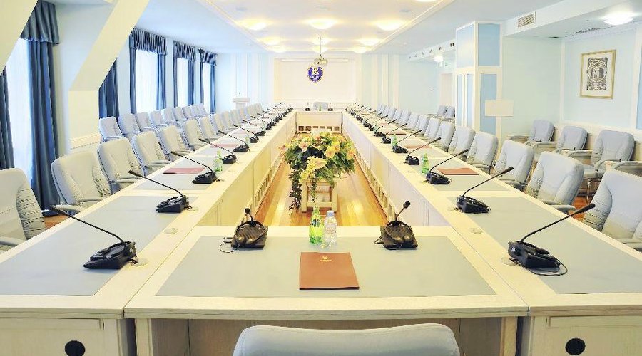 Конференц-зал отеля "Европа"