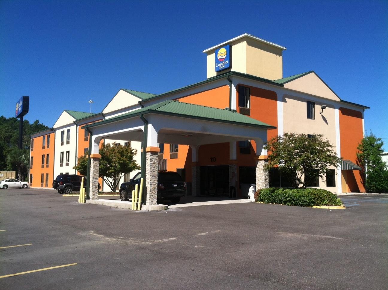 COMFORT INN HAMMOND $109 ($̶1̶3̶0̶) - Prices & Hotel Reviews - LA