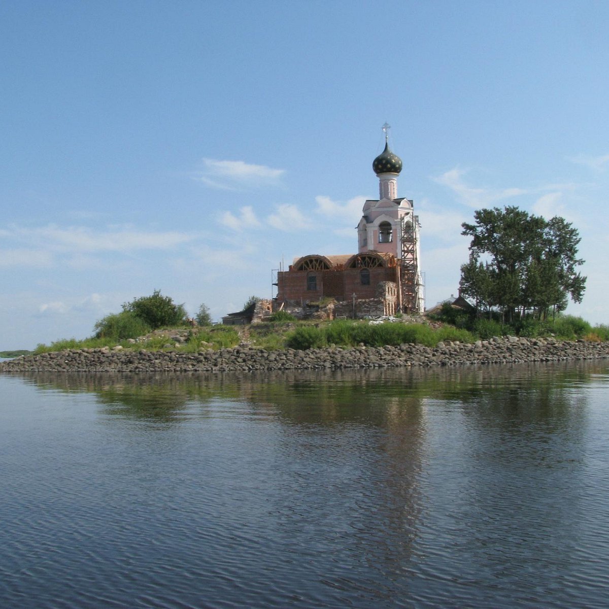 остров в вологде