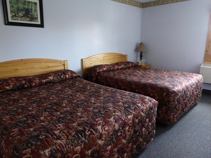 Alcan Motor Inn Rooms: Pictures & Reviews - Tripadvisor