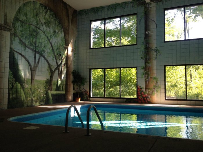Baymont by wyndham new buffalo pool pictures reviews tripadvisor