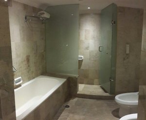 Kamar & Suite
